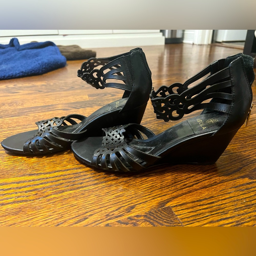 Isola Felicity Black Leather Wedge Sandal - 8.5